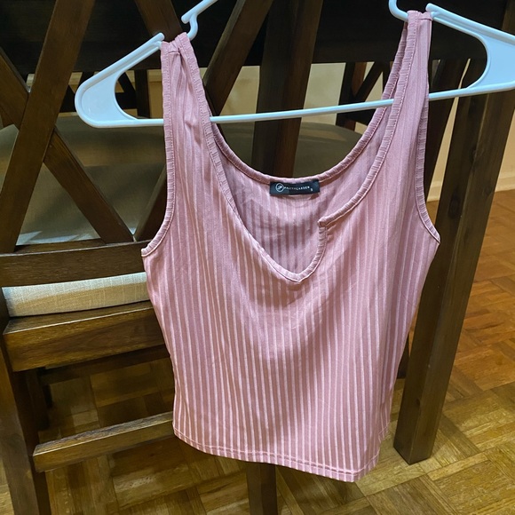 Crop top - Picture 1 of 4